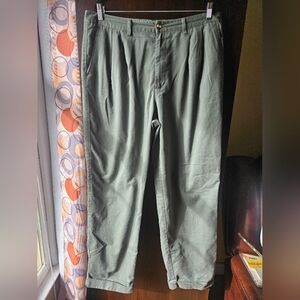 Men's Authentic Laundered Khakis Green Size 38×32